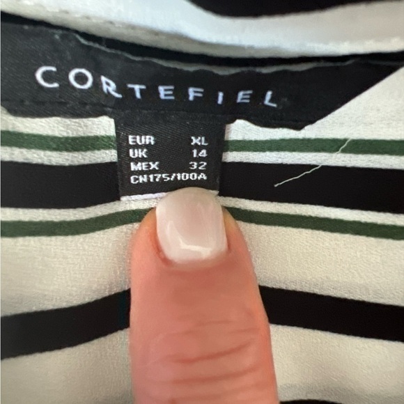 Cortefie blouse  (size 12) - Picture 10 of 11